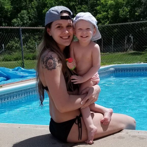 Meet your Posher, Briana - Picture 1 of 1